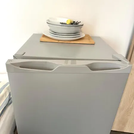 Compact Single With Shared Bathroom Ideal For Travelers Penzion Dingolfing